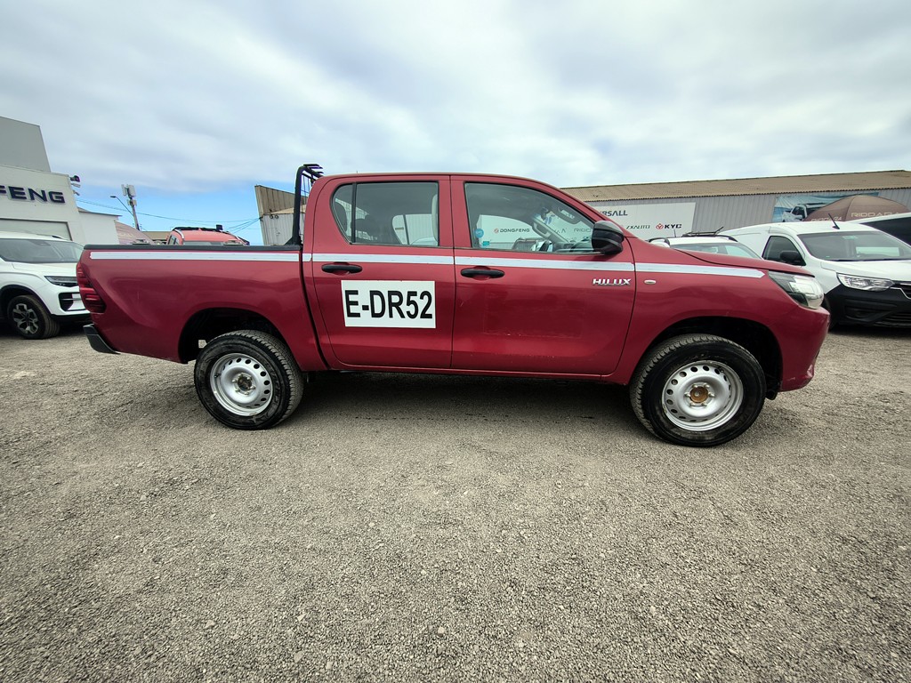 Toyota Hilux Tss 2.4 Diesel 4x2 T/m año 2021