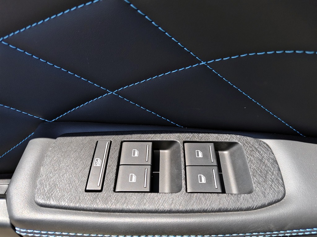 ZX Auto Grand Lion At 4wd año 2026