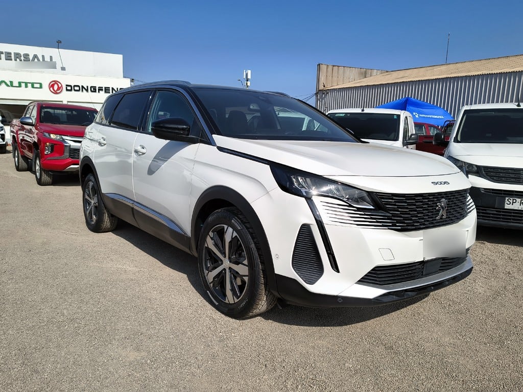 Peugeot 5008 1.6 Allure Pack año 2024