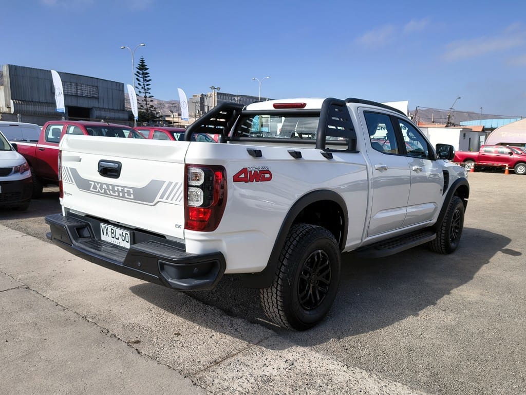 ZX Auto Grand Lion Dlx 4x4 año 2026