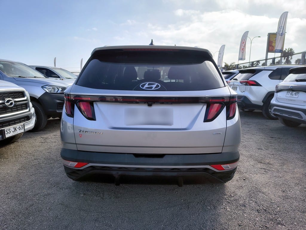 Hyundai Tucson 2.0 Gasolina 4x4 T/a año 2025