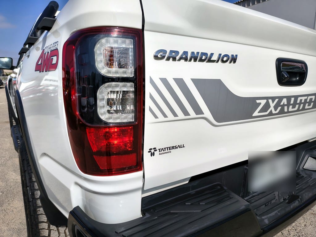 ZX Auto Grand Lion Dlx 4x4 año 2026