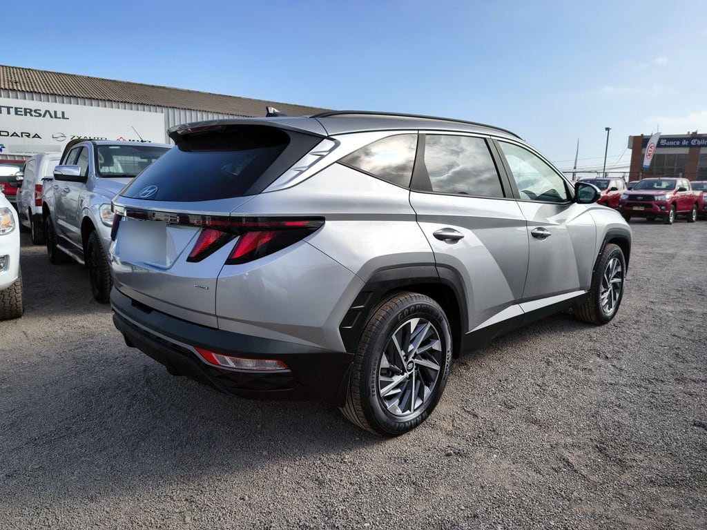 Hyundai Tucson 2.0 Gasolina 4x4 T/a año 2025