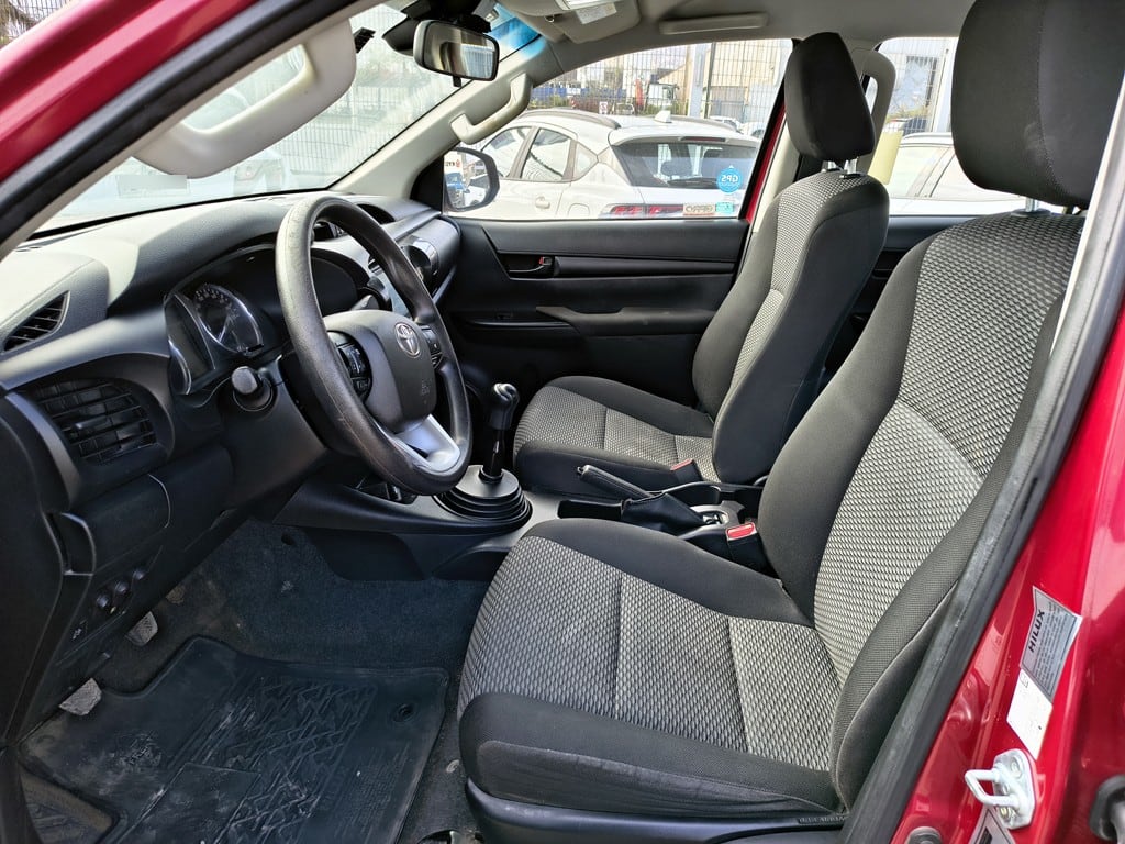Toyota Hilux 2.4 Dx año 2022
