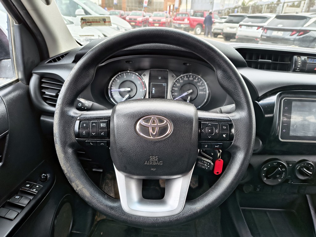 Toyota Hilux Tss 2.4 Diesel 4x2 T/m año 2021
