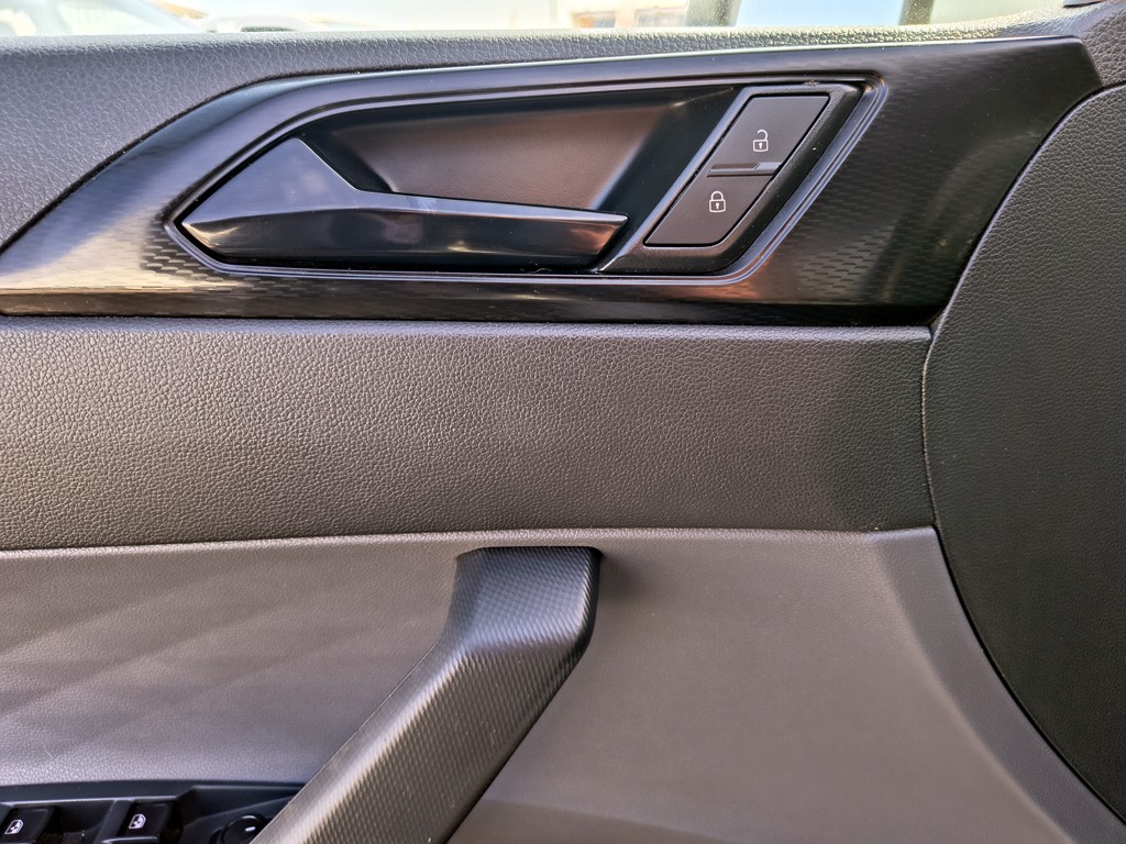 Volkswagen Polo Confortline 1.6 Gasolina 4x2 T/m año 2025