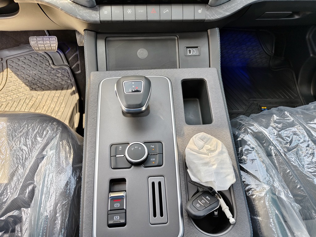 ZX Auto Grand Lion At 4wd año 2026