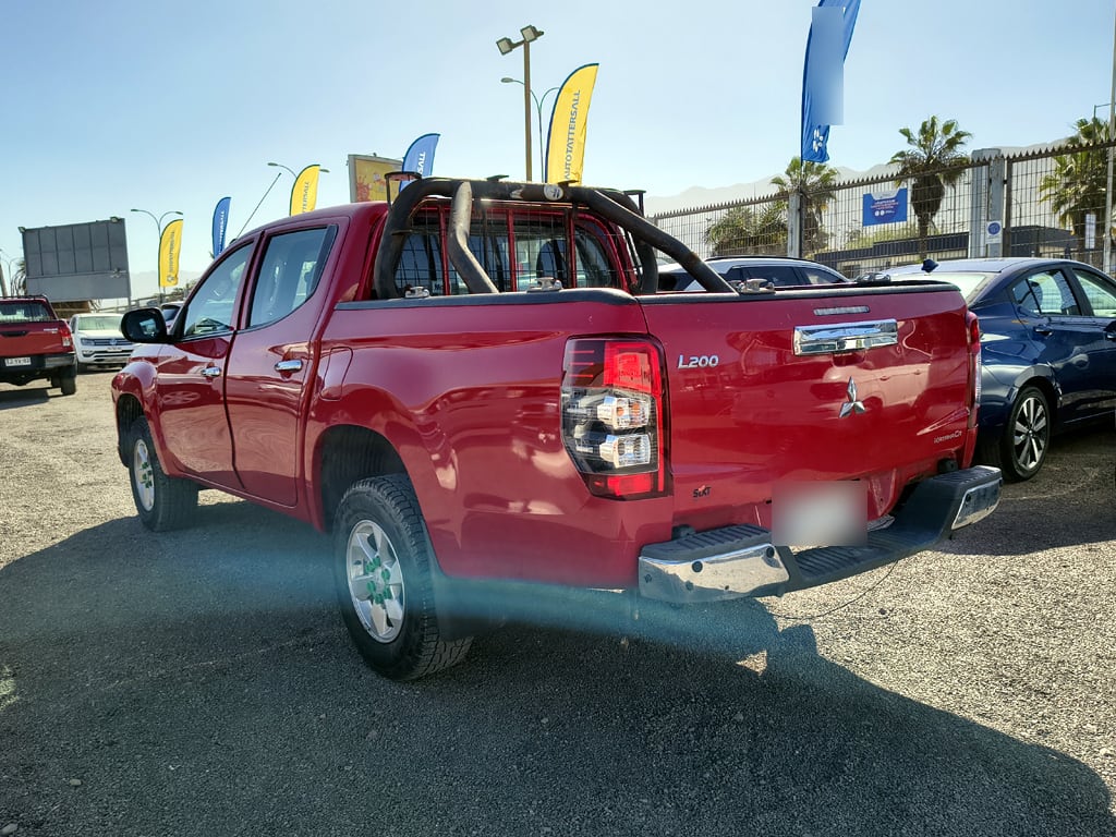Mitsubishi L200 L200 Katana 2.4 Diesel 4x2 T/m año 2022