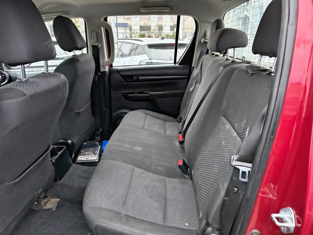 Toyota Hilux Tss 2.4 Diesel 4x2 T/m año 2021