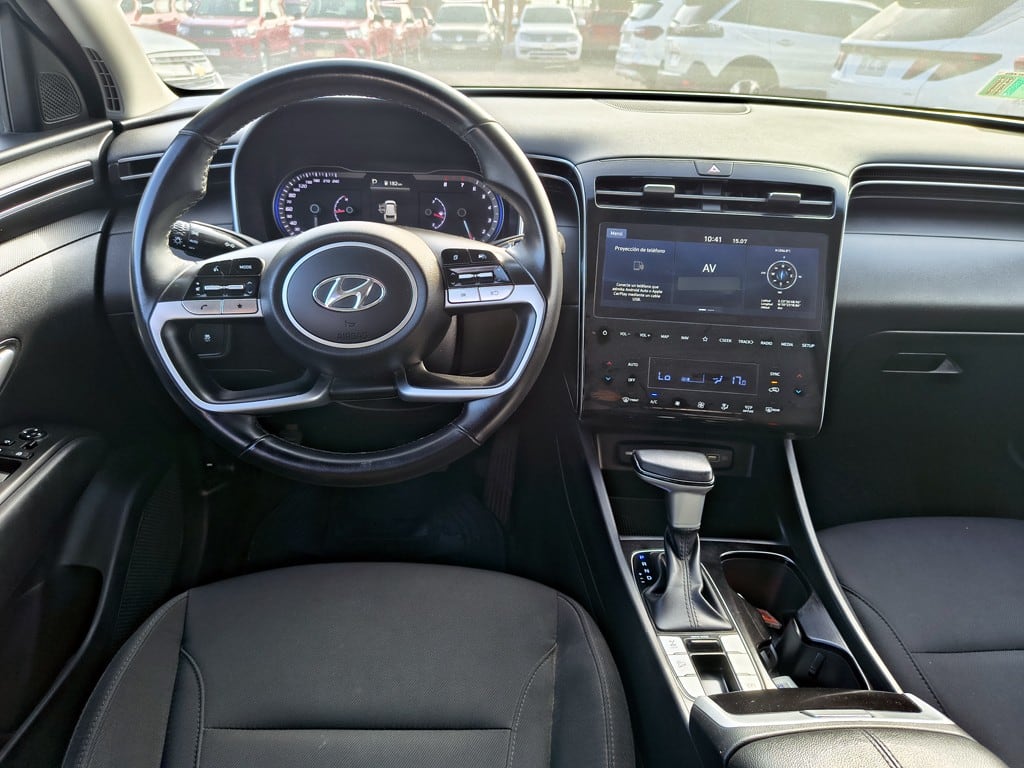 Hyundai Tucson 2.0 Gasolina 4x4 T/a año 2025