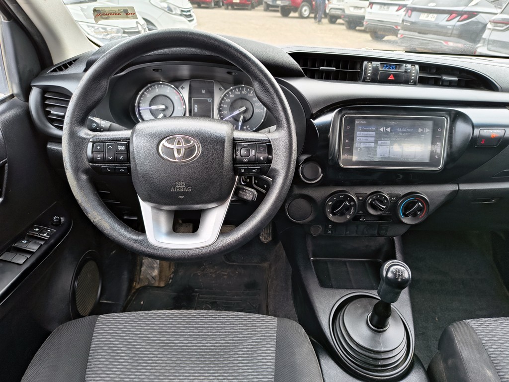 Toyota Hilux Tss 2.4 Diesel 4x2 T/m año 2021