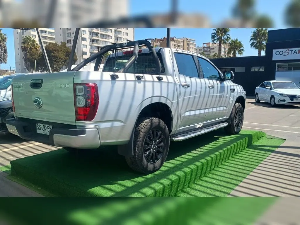 ZX Auto Terralord 4x2 2.5 Mt Diesel año 2023