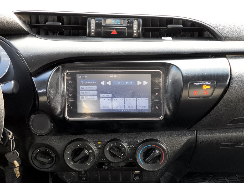 Toyota Hilux Tss 2.4 Diesel 4x4 T/m año 2022