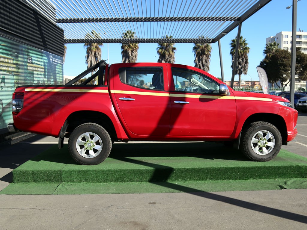 Mitsubishi L200 L200 Katana 4x4 Diesel año 2023
