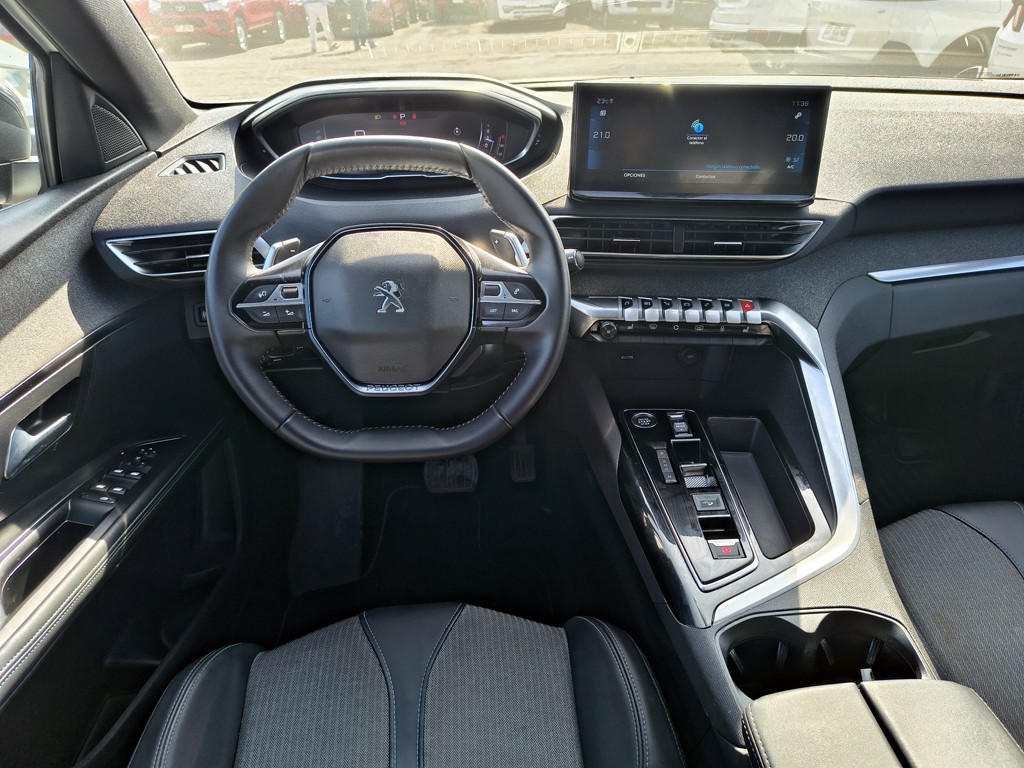 Peugeot 5008 1.6 Allure Pack año 2024