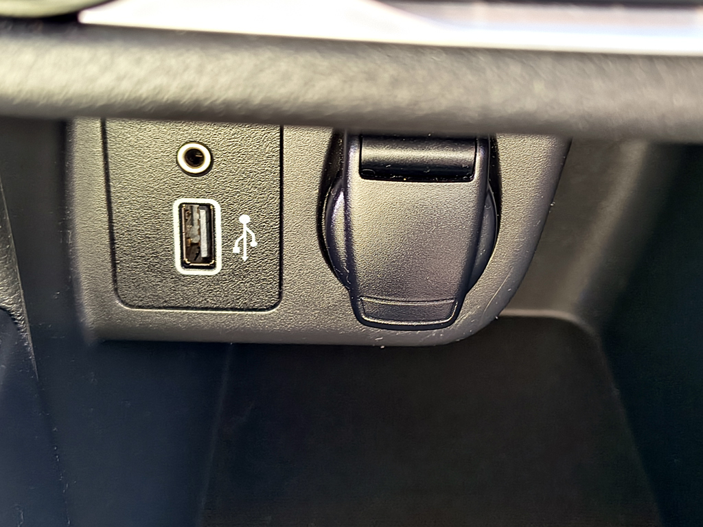 Nissan Versa 1.6 Sense año 2021