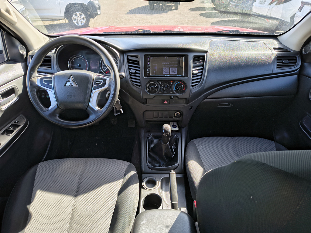 Mitsubishi L200 L200 Katana 2.4 Diesel 4x2 T/m año 2022
