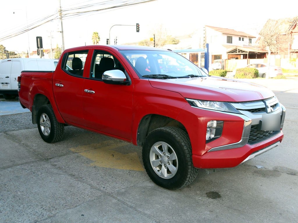 Mitsubishi L200 Katana Crdi año 2022