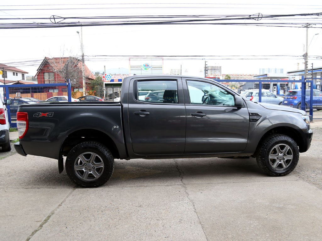 Ford Ranger Xl 4x4 2.2 Mt año 2023