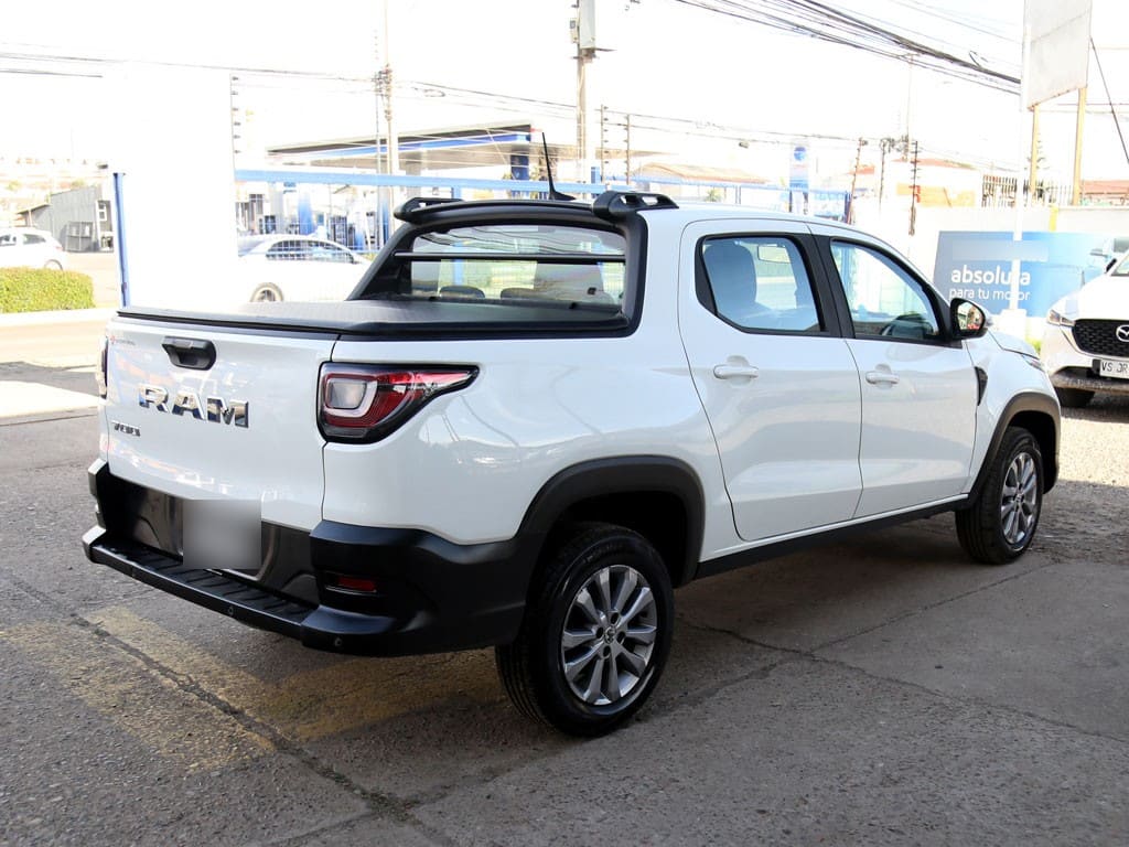 Ram 700 Bighorne Dcab 1.3 año 2024