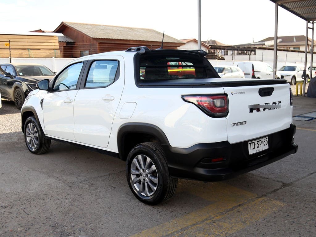 Ram 700 Bighorne Dcab 1.3 año 2024