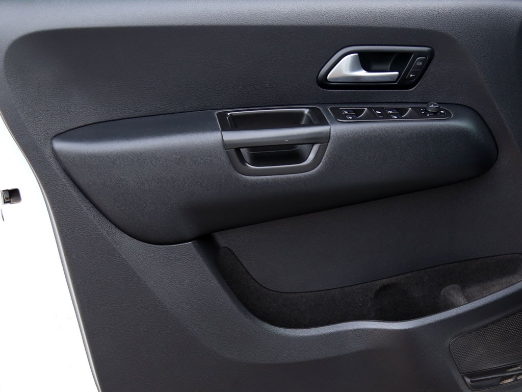 Volkswagen Amarok Dcab Tdi 4x4 Trendline 2.0 año 2023