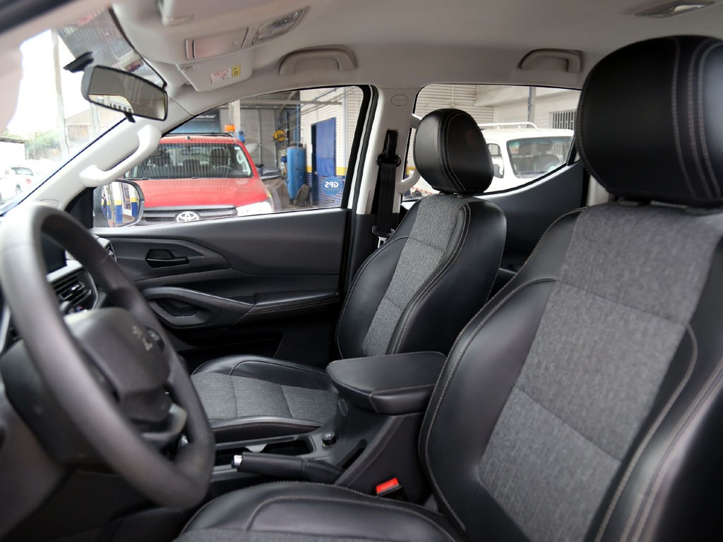 Peugeot Landtrek 1.9 4x2 año 2023