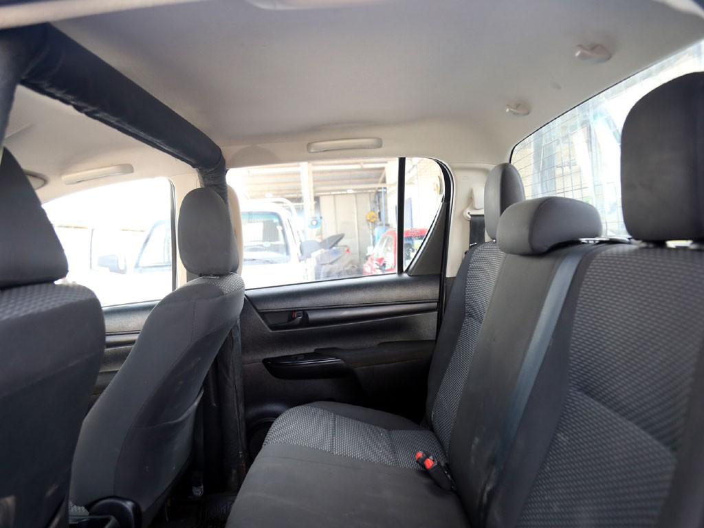 Toyota Hilux Dx 4x4 2.4 año 2023