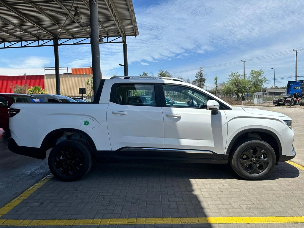 Riddara Rd6 4x2 Air 63 Kwh año 2025