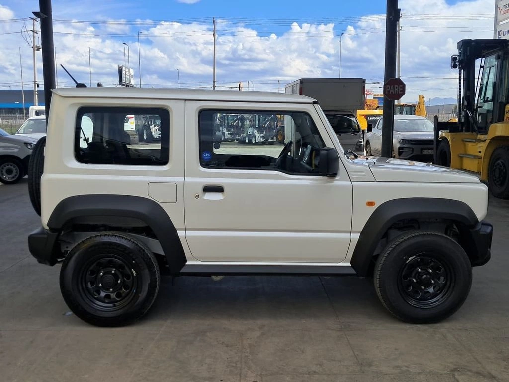 Suzuki Jimny Gl Winche Mt 4x4 año 2026