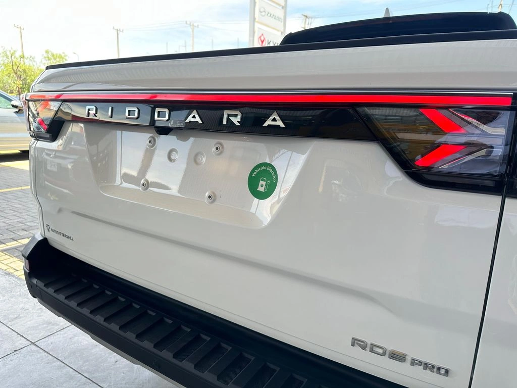 Riddara Rd6 4x2 Air 63 Kwh año 2025