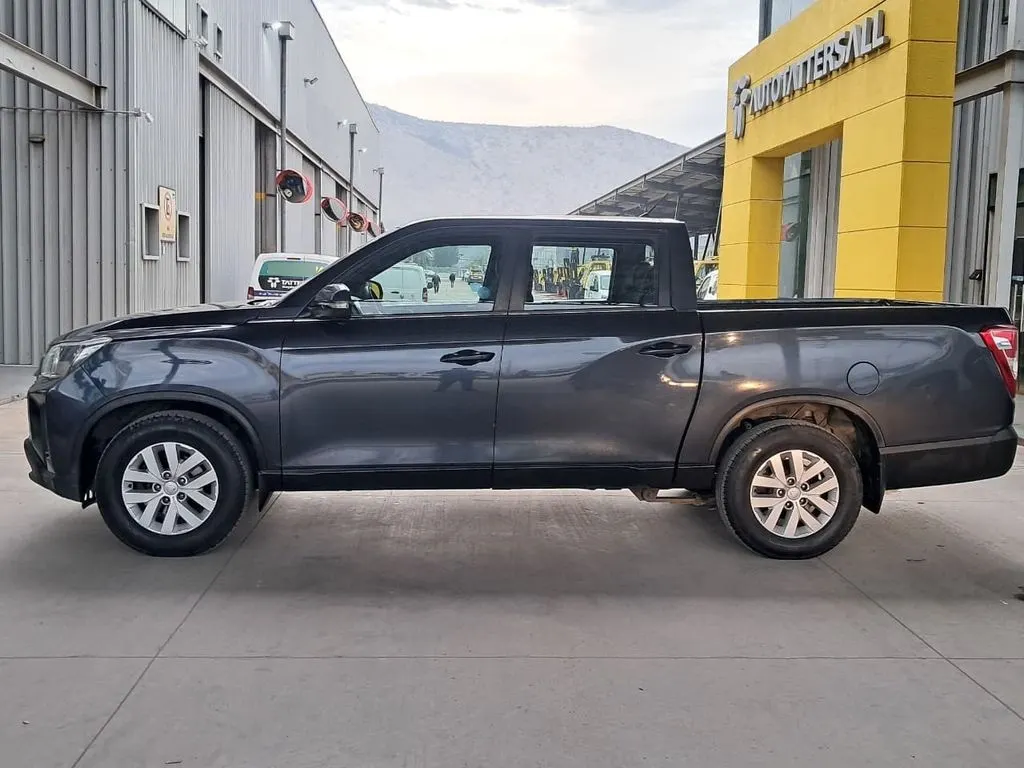 Ssangyong Grand Musso 2.2 Dsl 4x2 Mt año 2024