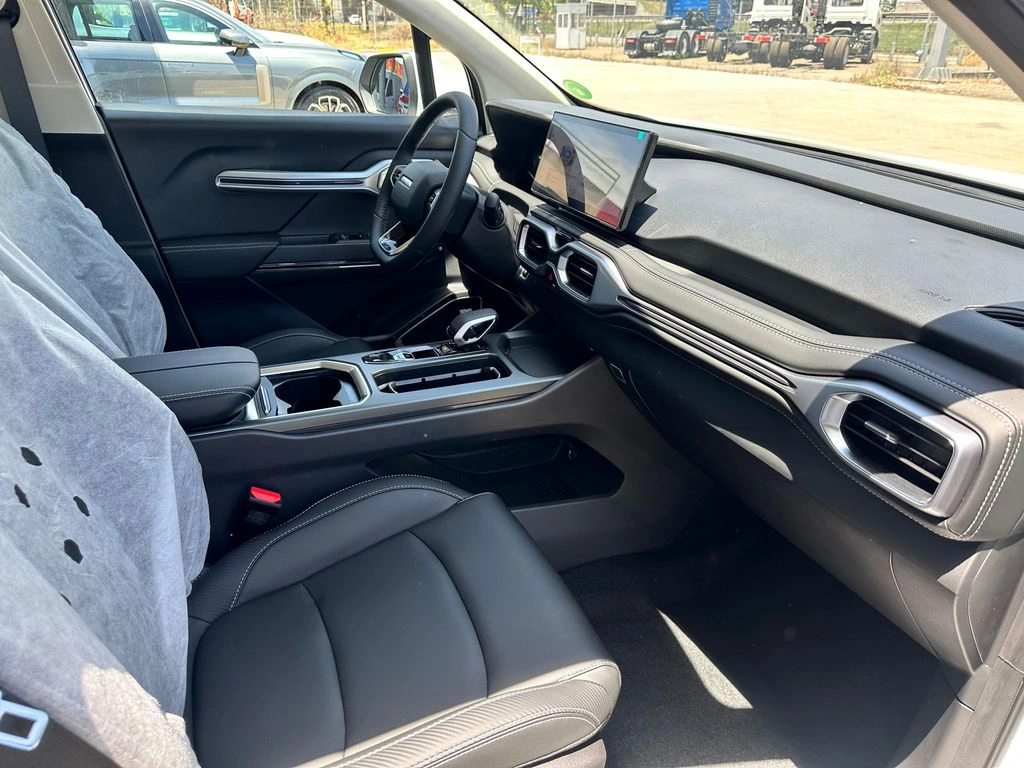 Riddara Rd6 4x2 Air 63 Kwh año 2025