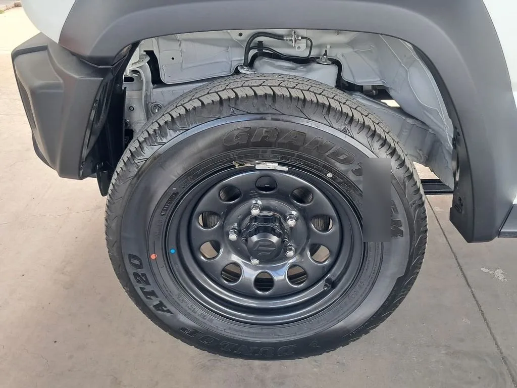 Suzuki Jimny Gl Winche Mt 4x4 año 2026