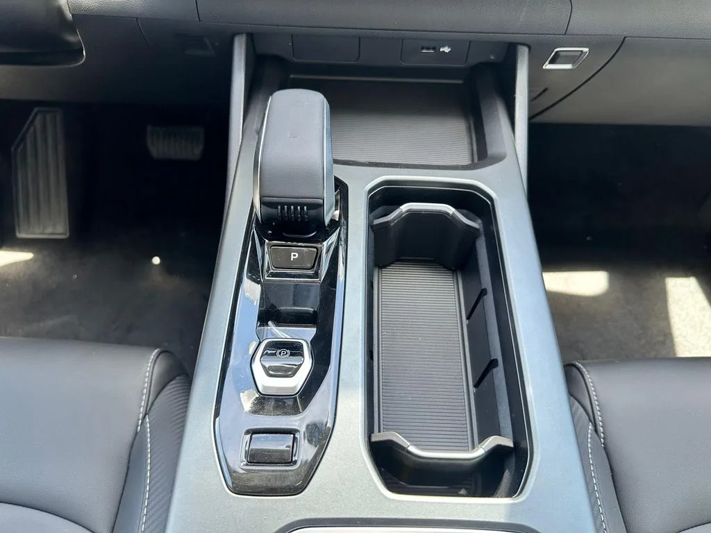 Riddara Rd6 4x2 Air 63 Kwh año 2025