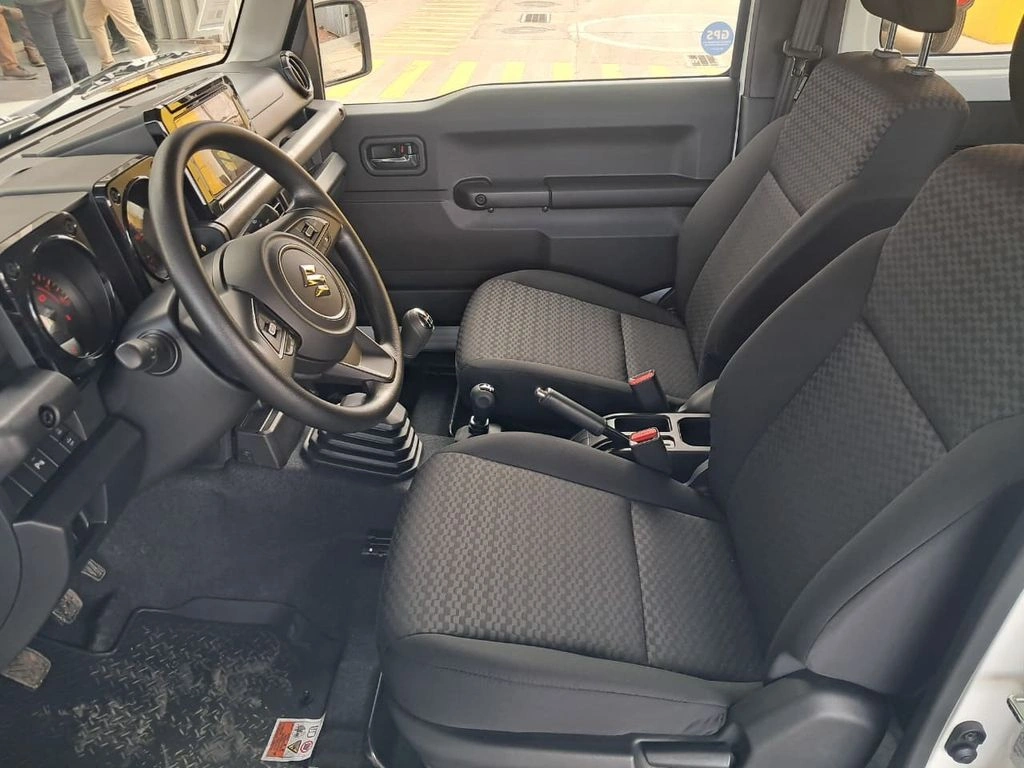 Suzuki Jimny Gl Winche Mt 4x4 año 2026