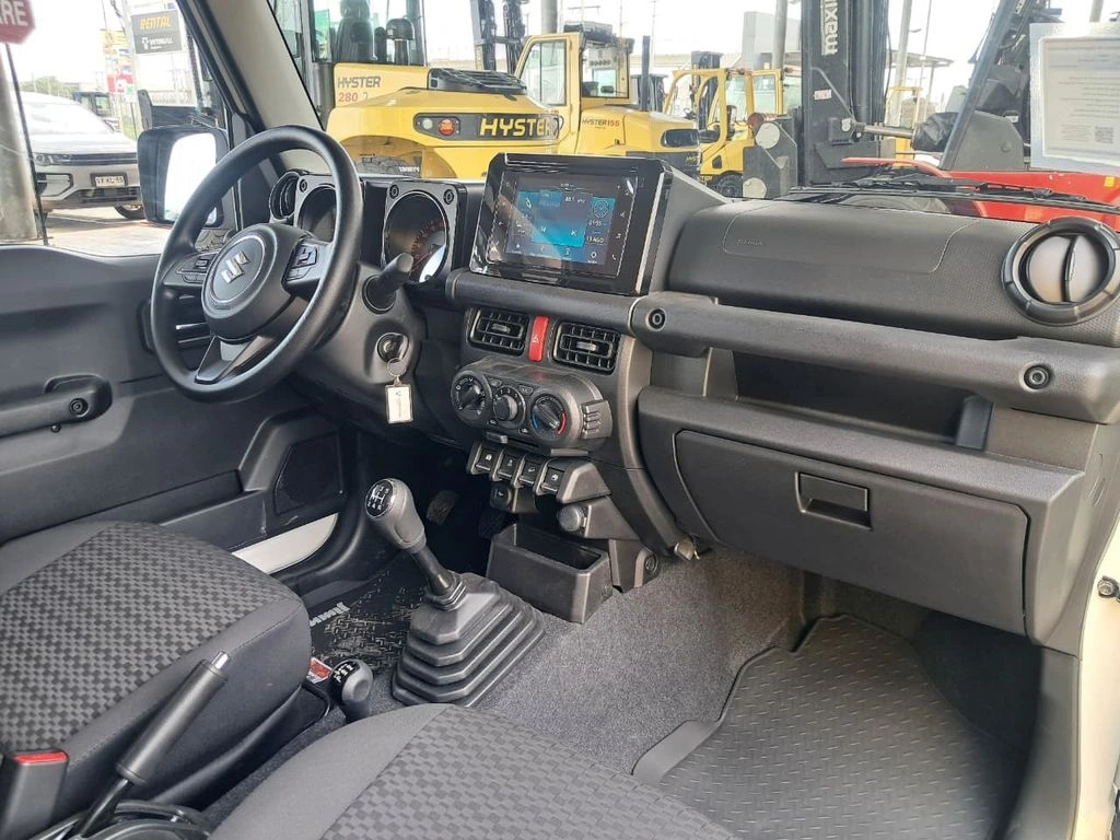 Suzuki Jimny Gl Winche Mt 4x4 año 2026