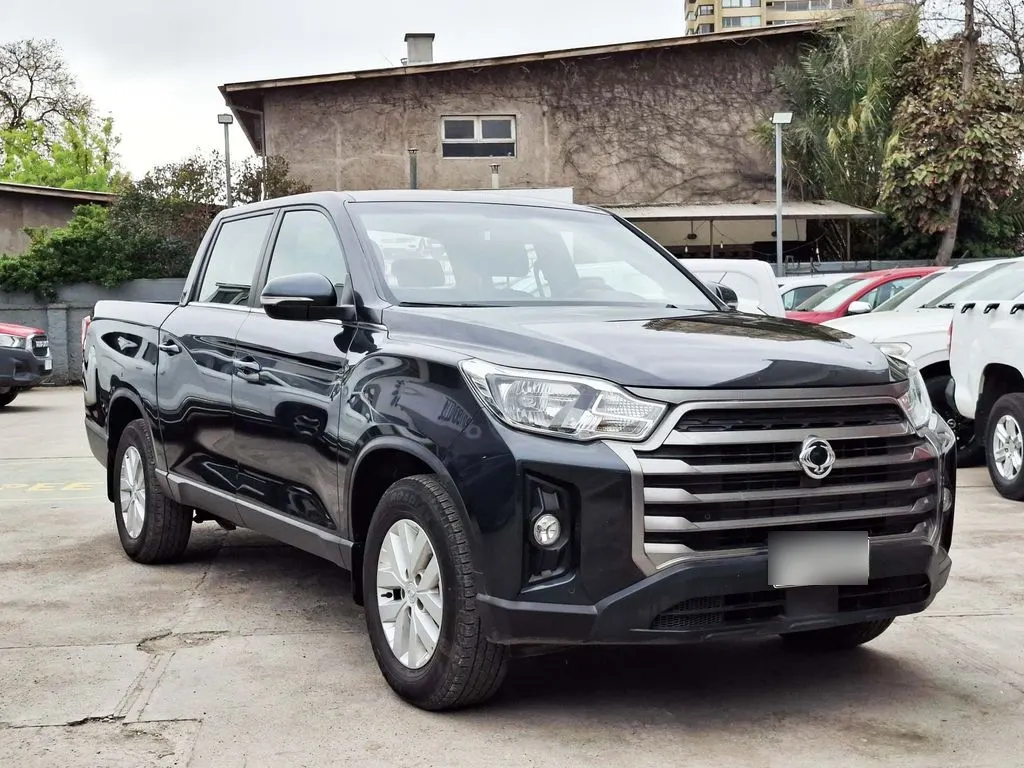 Ssangyong Musso 2.2 4x2 Mt año 2024