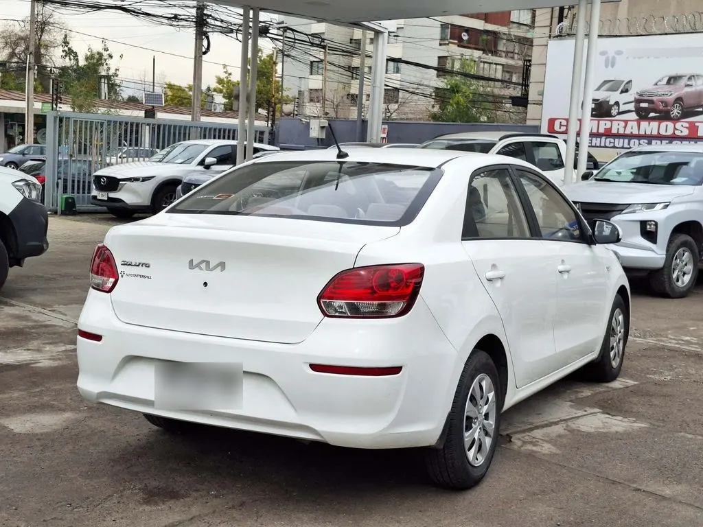 Kia Soluto 1.4 año 2022