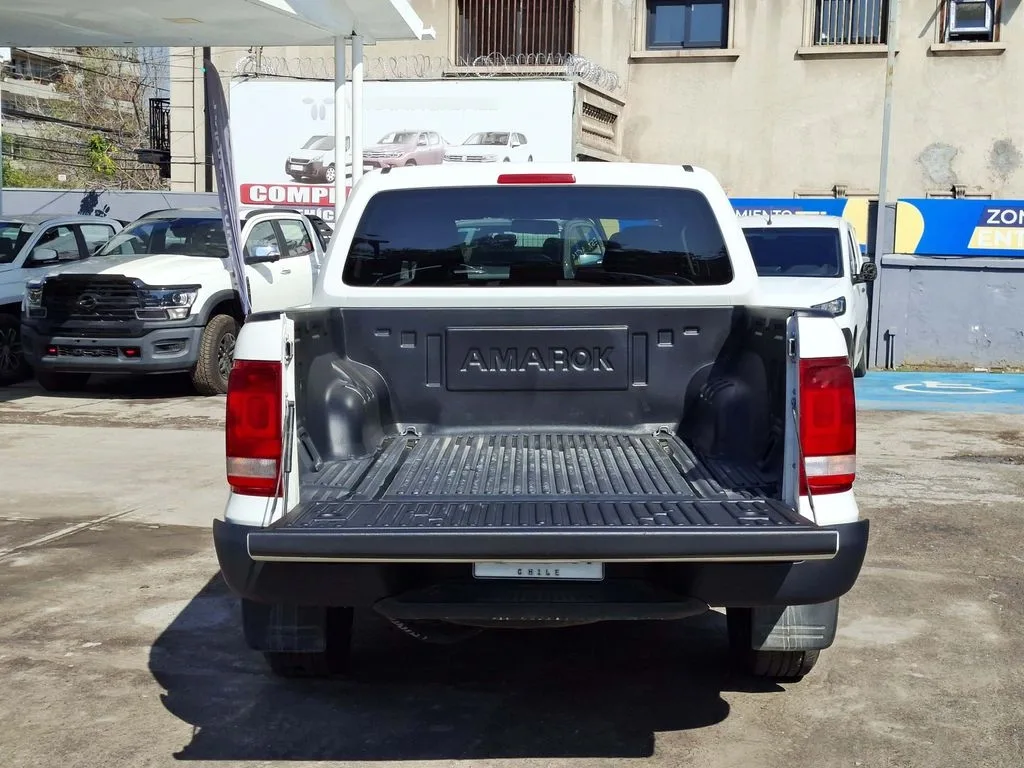 Volkswagen Amarok Tredline 2.0 Mt 4x2 año 2021