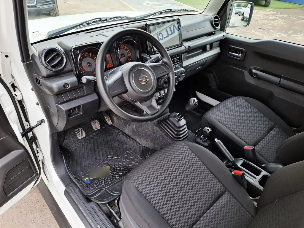 Suzuki Jimny 1.5 Gl Valor + Iva año 2025