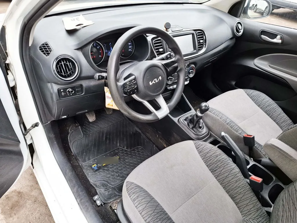 Kia Soluto 1.4 año 2022