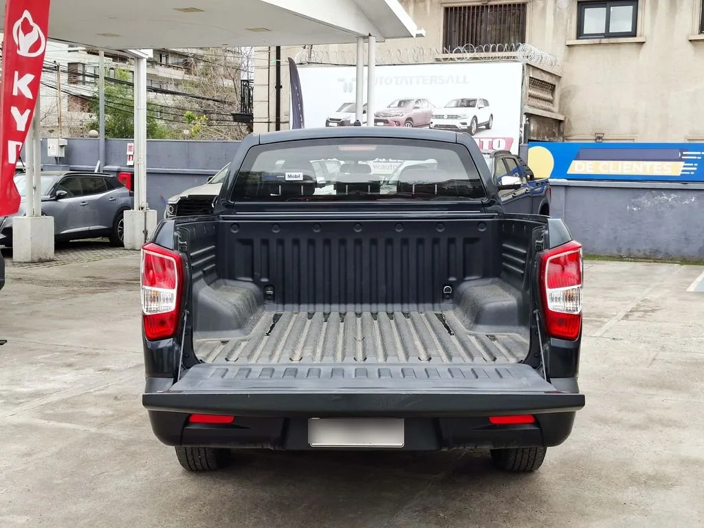 Ssangyong Musso 2.2 4x2 Mt año 2024