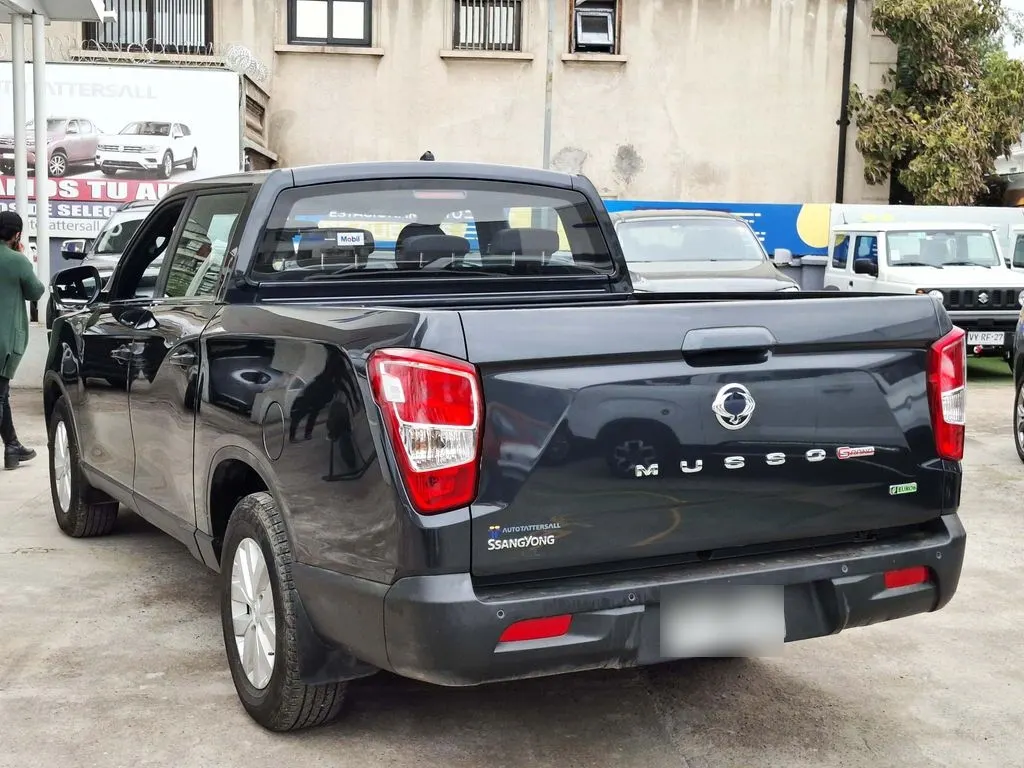 Ssangyong Musso 2.2 4x2 Mt año 2024