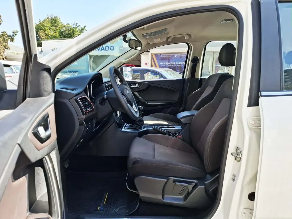 ZX Auto Terralord 2.5 Dlx Mt 4x2 año 2022