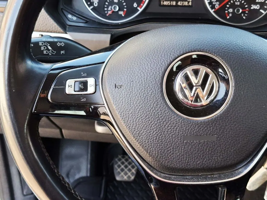 Volkswagen Amarok Tredline 2.0 Mt 4x2 año 2021