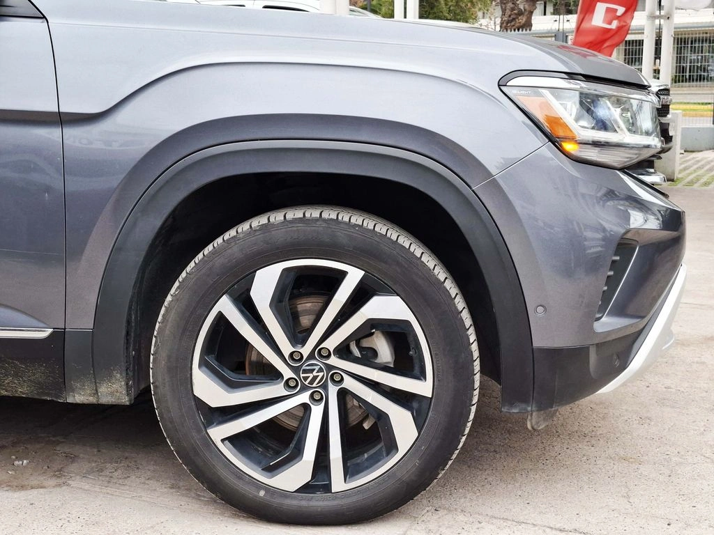 Volkswagen Atlas 3.6 Limited 4 Motion año 2024