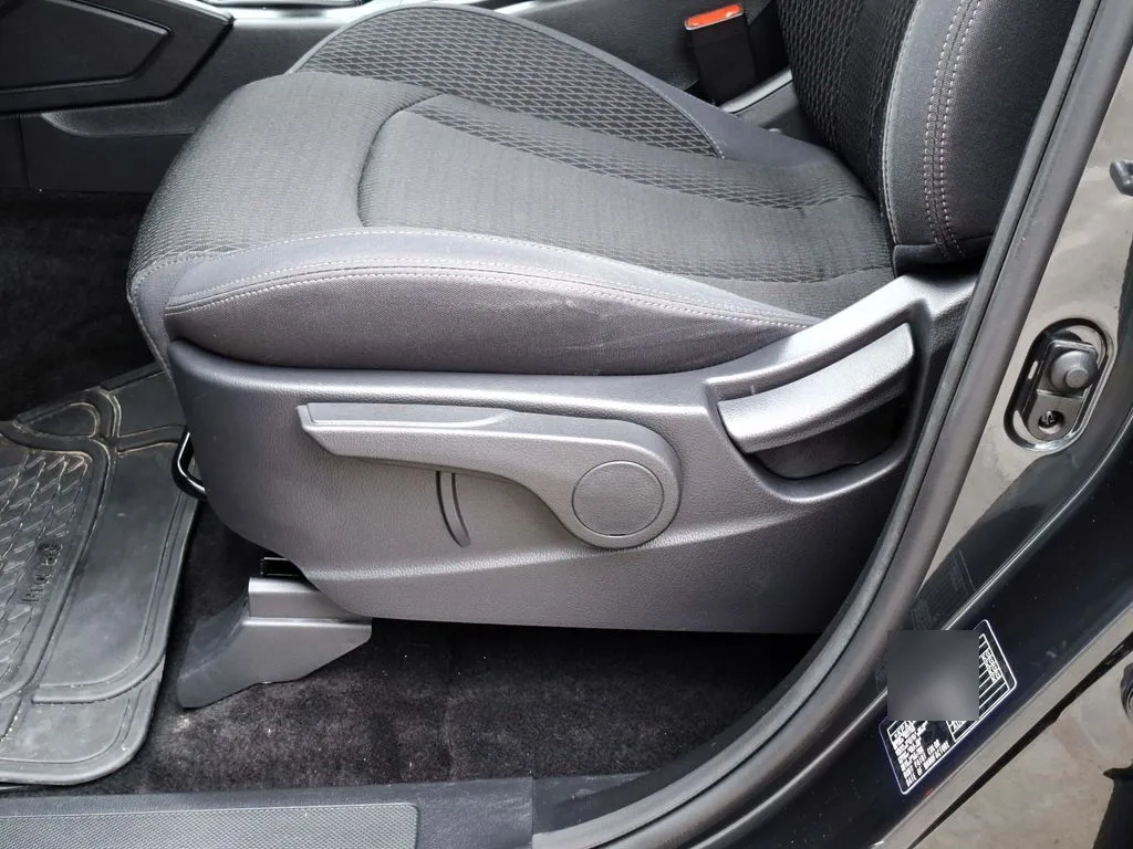 Ssangyong Musso 2.2 4x2 Mt año 2024
