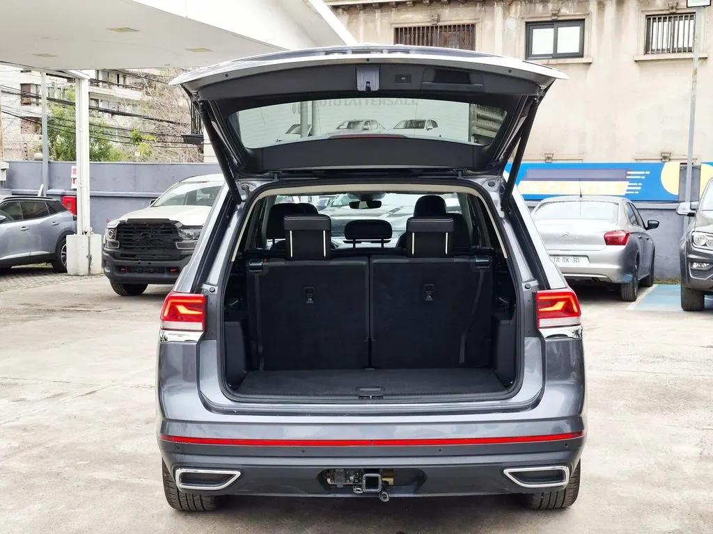 Volkswagen Atlas 3.6 Limited 4 Motion año 2024