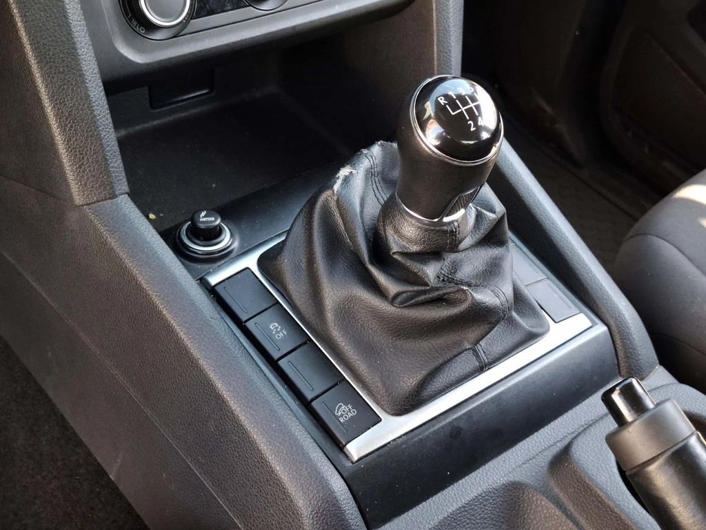 Volkswagen Amarok Tredline 2.0 Mt 4x2 año 2021